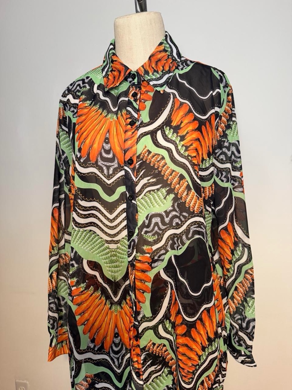 Men's Bold Abstract Print Button-Up Shirt in Black, Orange & Green